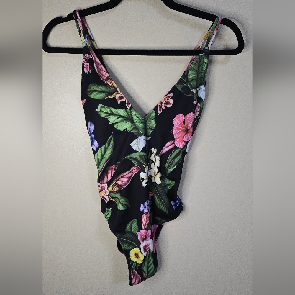 Pull and Bear Women's size Small One-Piece Swim Bathing Suit